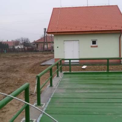 Gyóni telep dekantáló medence